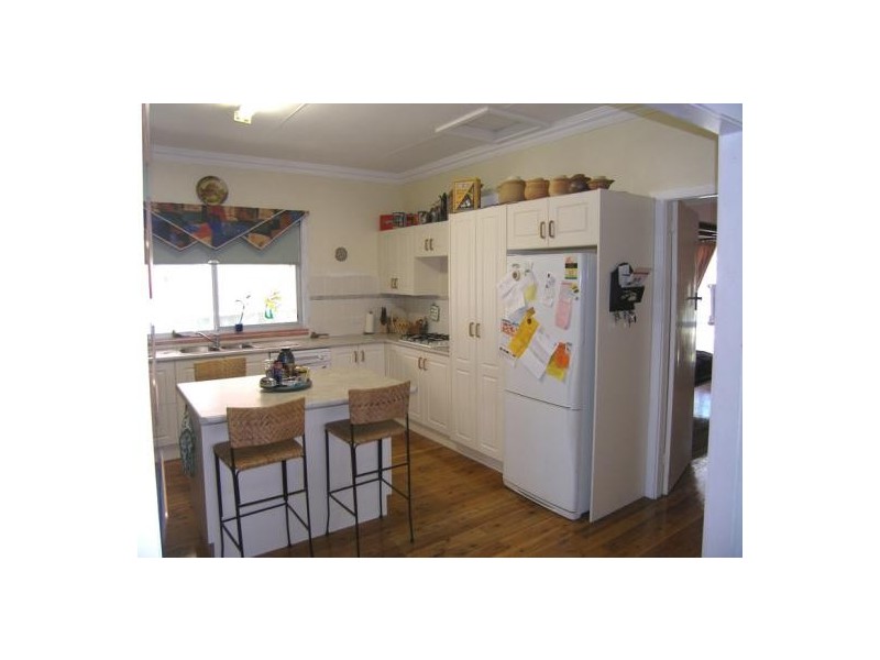 16 Jervis Stret, Greenwell Point NSW 2540
