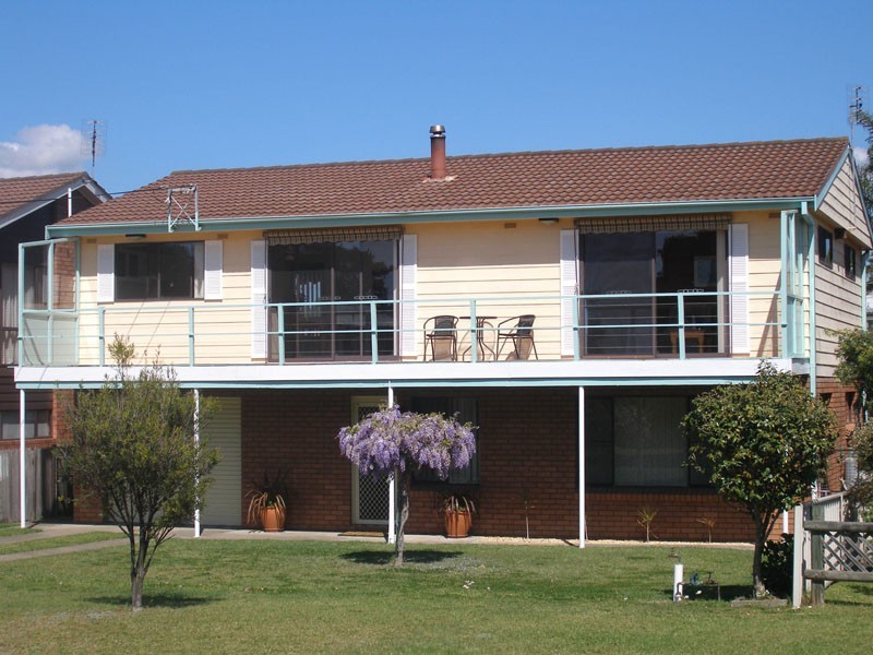 64 Adelaide Street, Greenwell Point NSW 2540