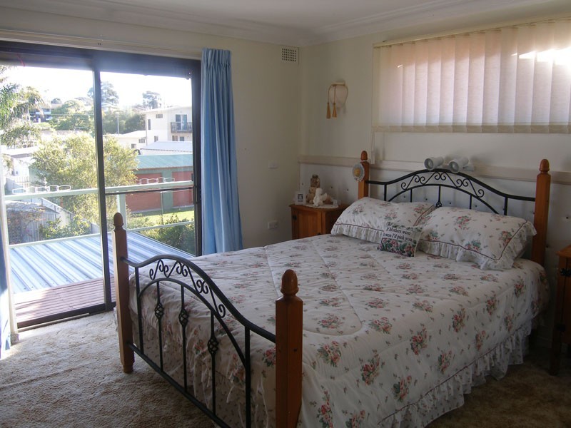 64 Adelaide Street, Greenwell Point NSW 2540