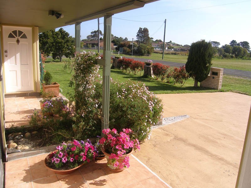 22 West Street, Greenwell Point NSW 2540