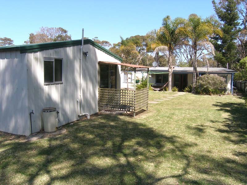 1 Orient Point Road, Culburra Beach NSW 2540
