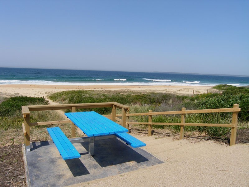 21 Eastbourne Avenue, Culburra Beach NSW 2540