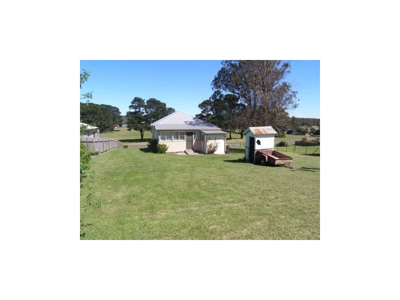 7 South Street, Greenwell Point NSW 2540