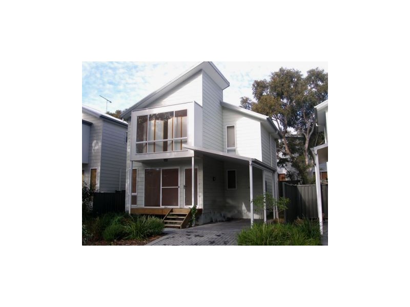 13a Caffery Circuit, Callala Beach NSW 2540