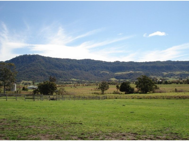 50A  Emerald Drive, Meroo Meadow NSW 2540