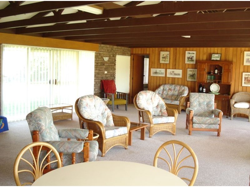 50A  Emerald Drive, Meroo Meadow NSW 2540