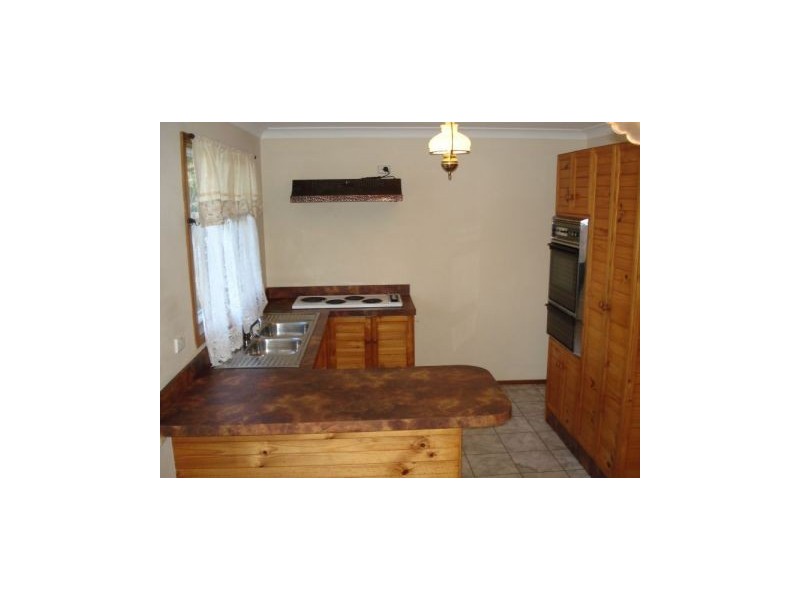 24 Halcott Avenue, North Nowra NSW 2541