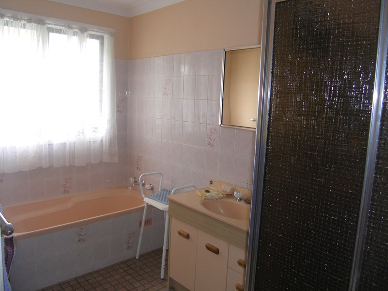 2 Bindaree Street, Greenwell Point NSW 2540