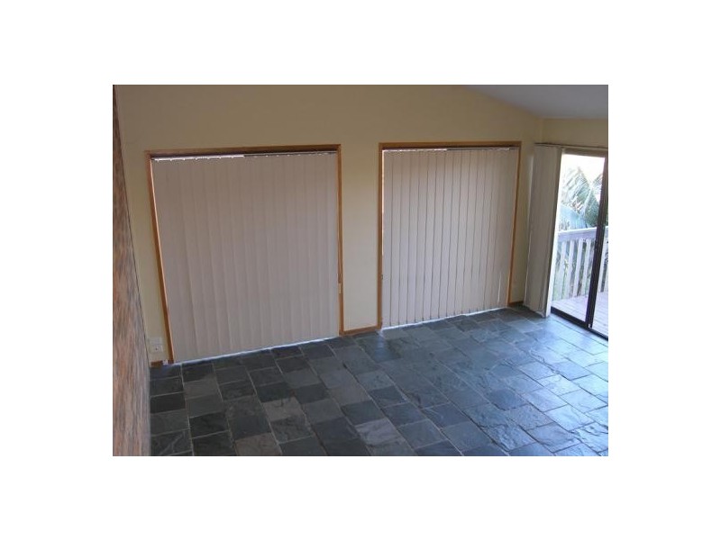 1/27 Adelaide Street, Greenwell Point NSW 2540