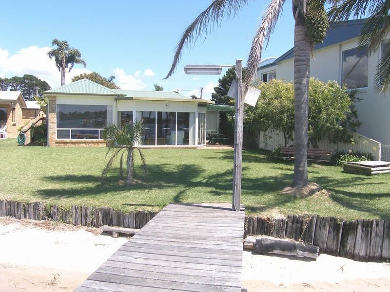 Haiser Road, Greenwell Point NSW 2540