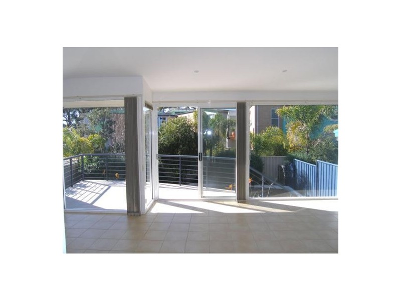 1/17 Superb Crescent, Callala Bay NSW 2540