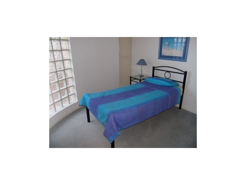 1/17 Superb Crescent, Callala Bay NSW 2540