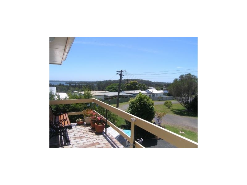 9 Spies Avenue, Greenwell Point NSW 2540