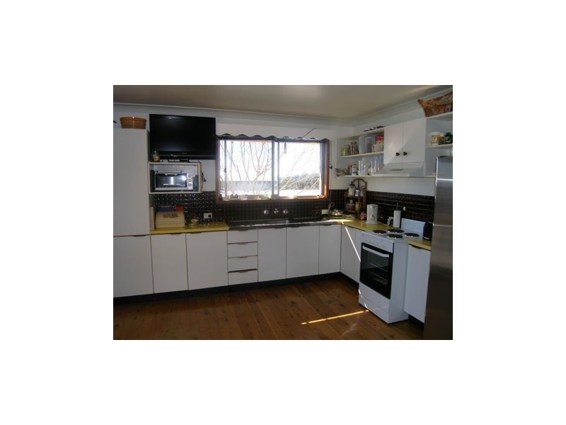 9 Spies Avenue, Greenwell Point NSW 2540