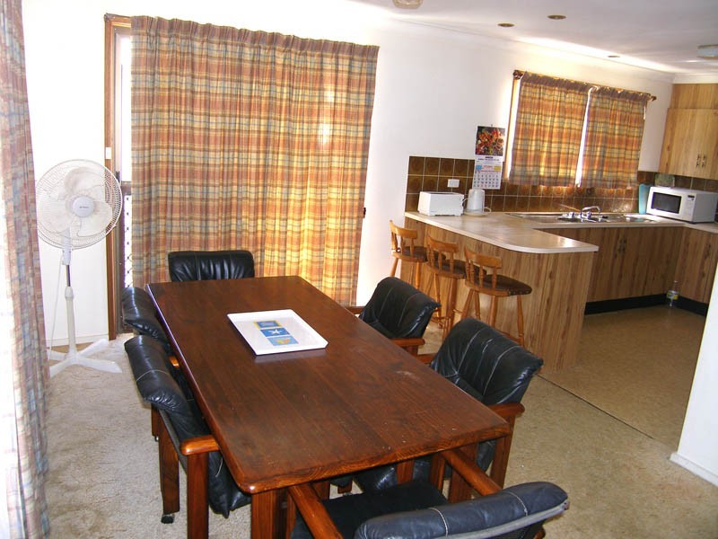 4 Beecroft Parade, Currarong NSW 2540