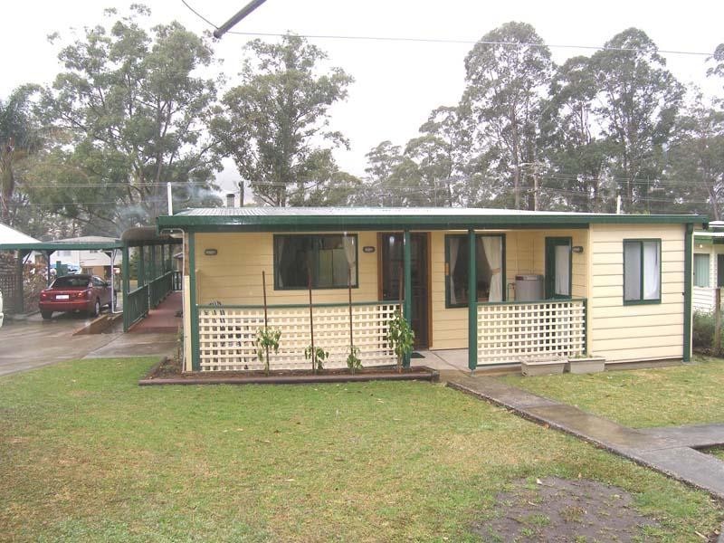 Anglers Parade, Fishermans Paradise NSW 2539