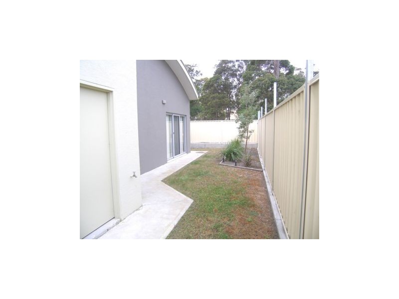 4/27e Gowlland Crescent, Callala Bay NSW 2540