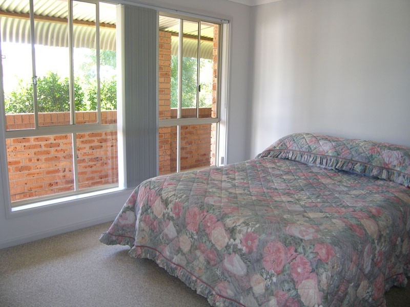 12 Bailey Avenue, Greenwell Point NSW 2540