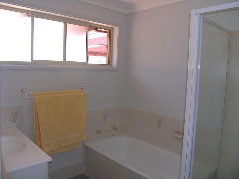 12 Bailey Avenue, Greenwell Point NSW 2540