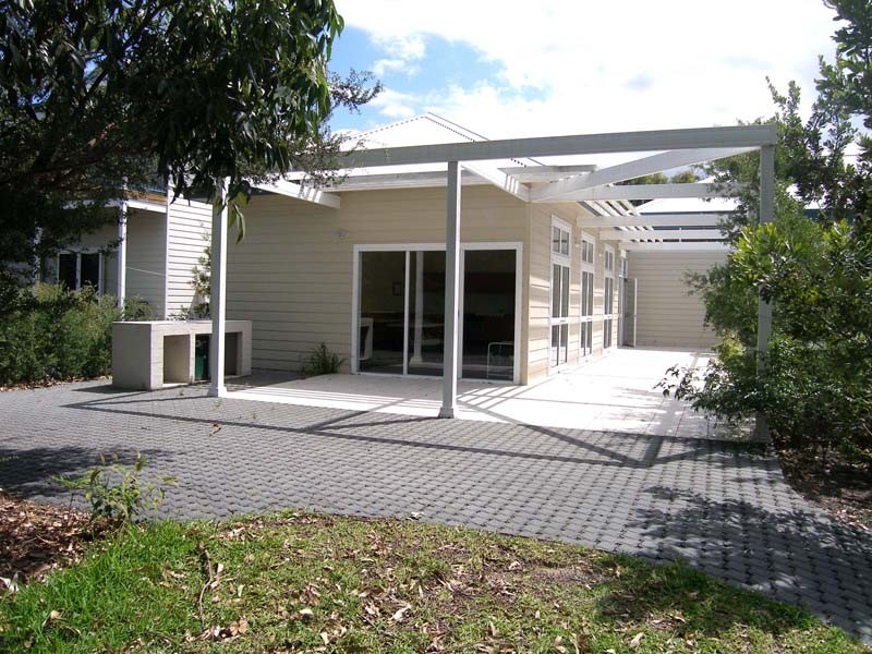 13 Caffery Circuit, Callala Beach NSW 2540