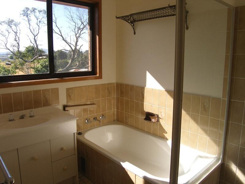 5 Bailey Avenue, Greenwell Point NSW 2540