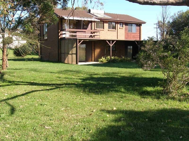 5 Bailey Avenue, Greenwell Point NSW 2540