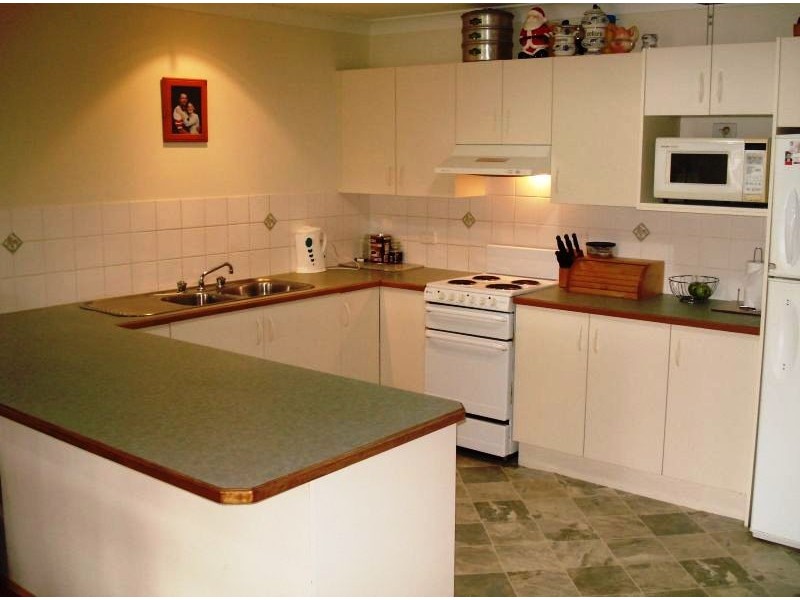 14 Costa Street, Worrigee NSW 2540