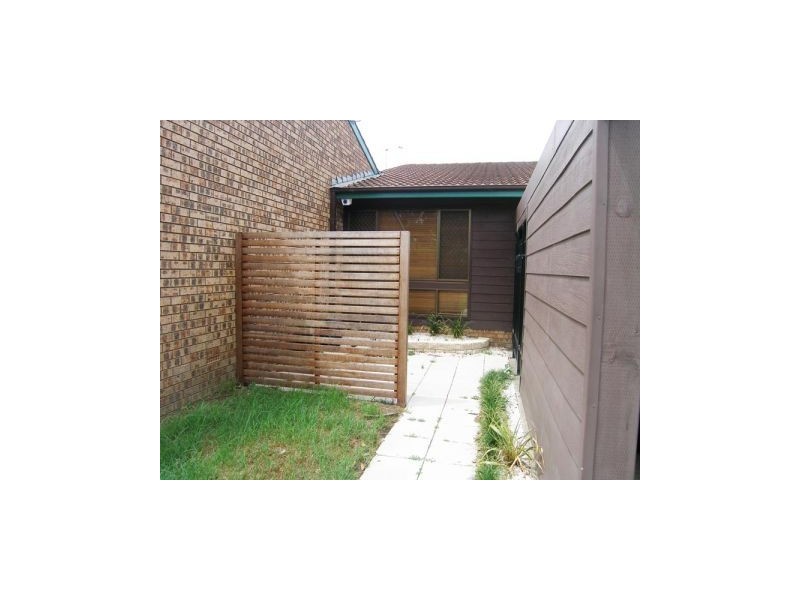 4/11 Purdie Close, Nowra NSW 2541