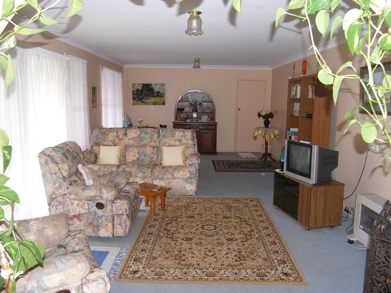 31 Salisbury, Nowra NSW 2541