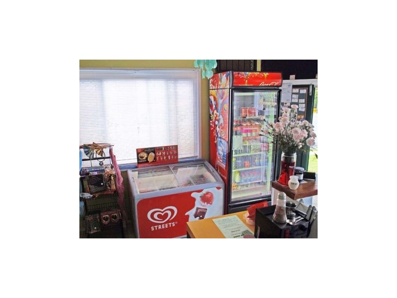 13 Cambewarra Road, Bomaderry NSW 2541