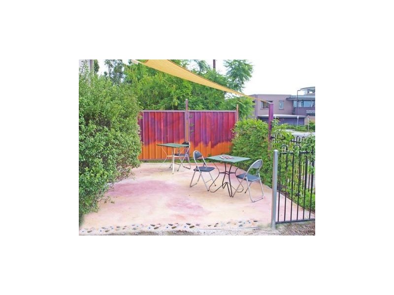 13 Cambewarra Road, Bomaderry NSW 2541