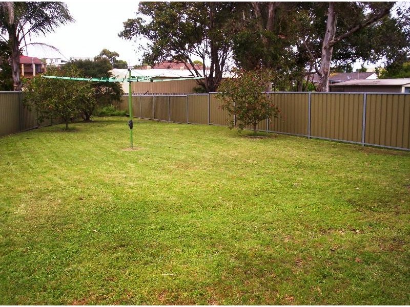 36 Adelaide Street, Greenwell Point NSW 2540