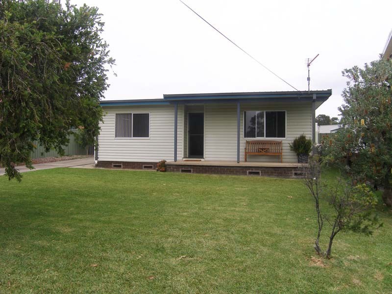 3 The Triangle, Culburra Beach NSW 2540