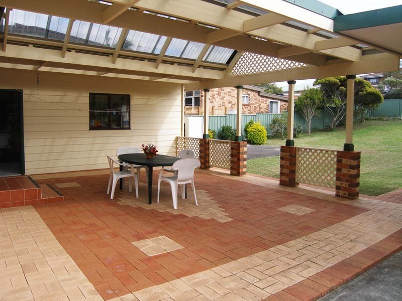 17 Lamond Street, Currarong NSW 2540