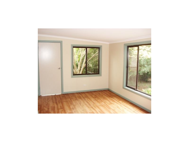 16 Turley Avenue, Bomaderry NSW 2541