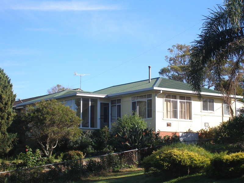 21 South Street, Greenwell Point NSW 2540