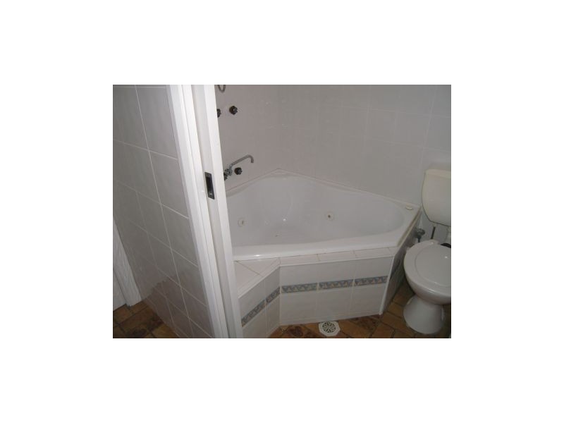 124 Prince Edward Avenue, Culburra Beach NSW 2540