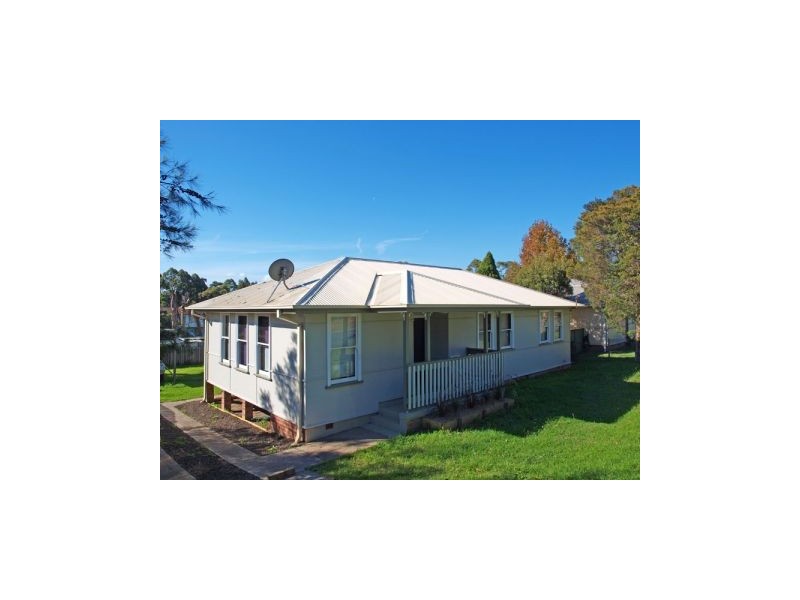 63 Kalandar Street, Nowra NSW 2541