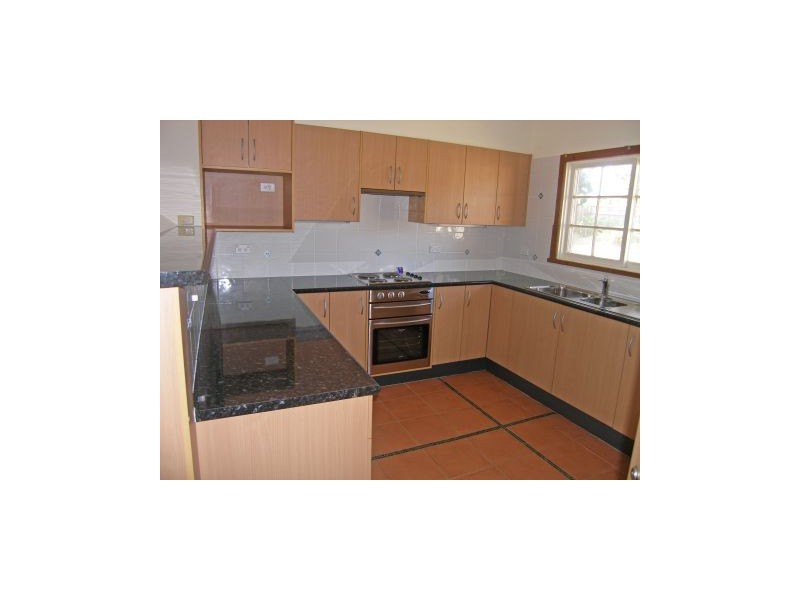 10 Ophir Street, Orient Point NSW 2540