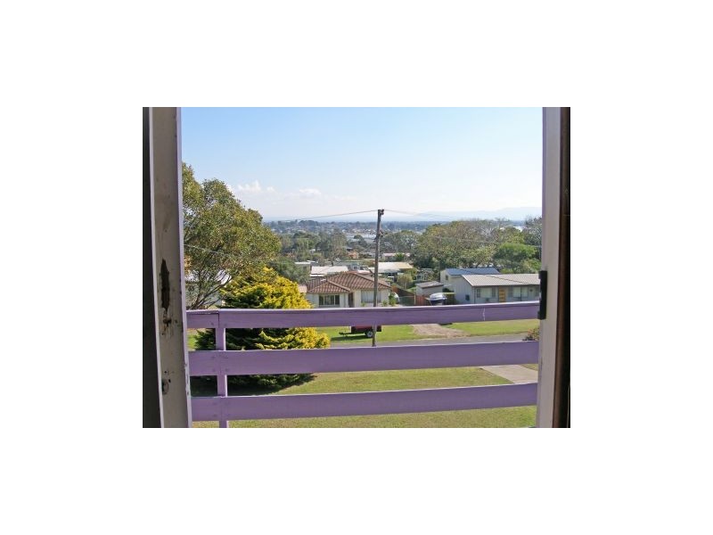 10 Ophir Street, Orient Point NSW 2540