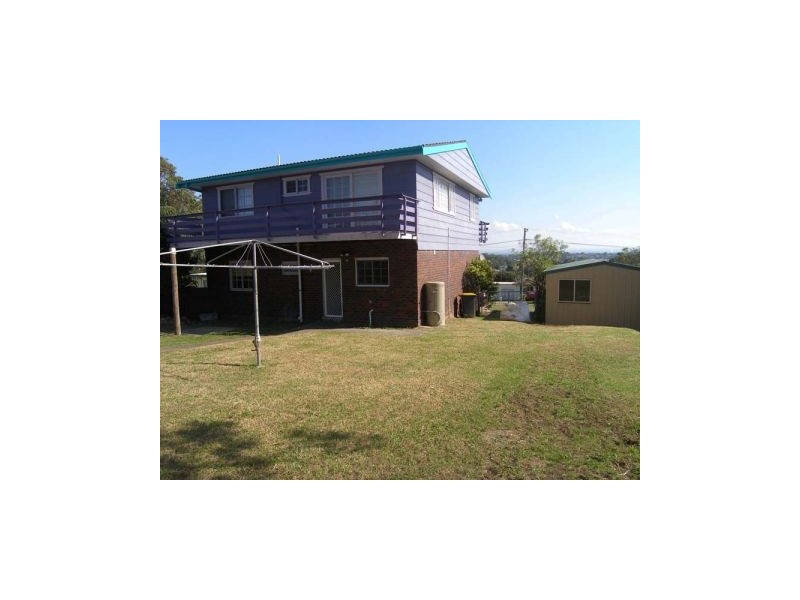 10 Ophir Street, Orient Point NSW 2540