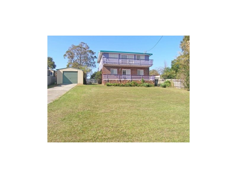 10 Ophir Street, Orient Point NSW 2540