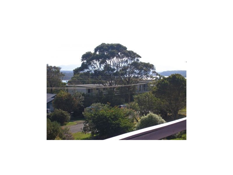 10 Ophir Street, Orient Point NSW 2540