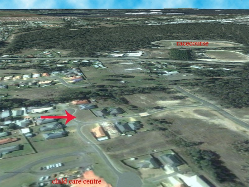 14 Rouken Glen Drive, West Nowra NSW 2541