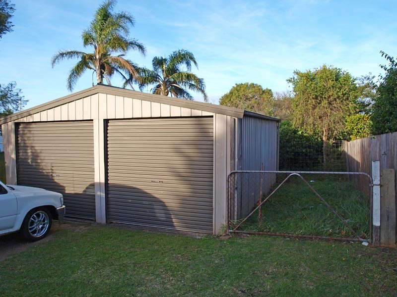 8 Gould Avenue, Nowra NSW 2541