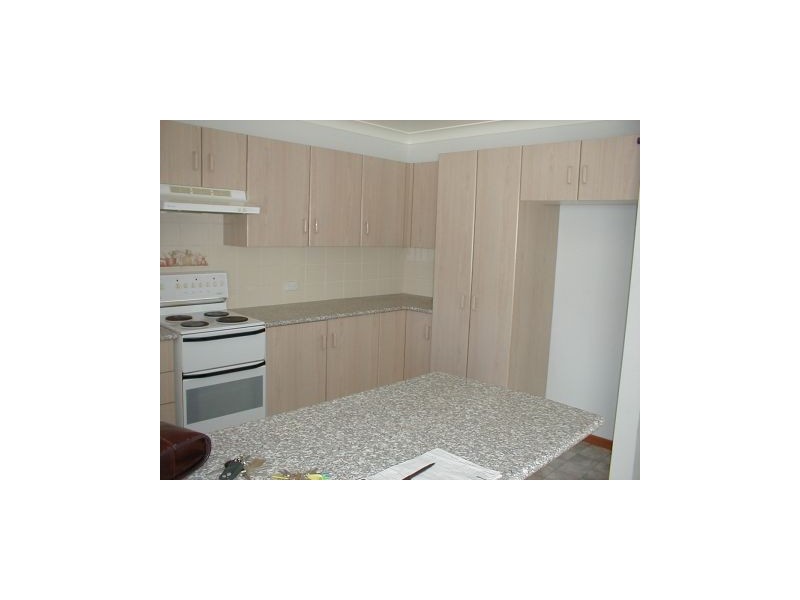 4/351 Princes Highway, Bomaderry NSW 2541