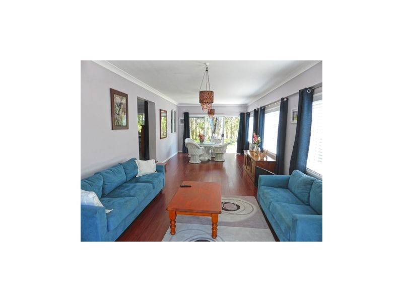 59 Osterley Avenue, Orient Point NSW 2540
