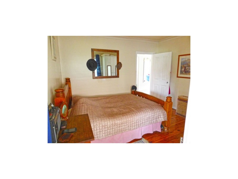 59 Osterley Avenue, Orient Point NSW 2540