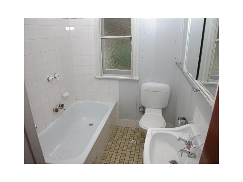 103 Kalandar Street, Nowra NSW 2541