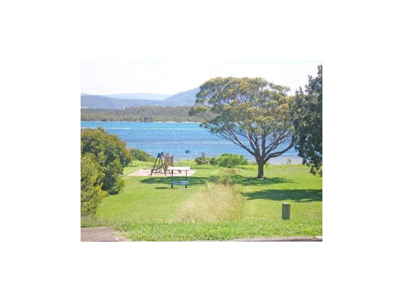 42 Orama Cres, Orient Point NSW 2540
